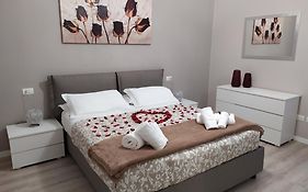 Romantic House 369